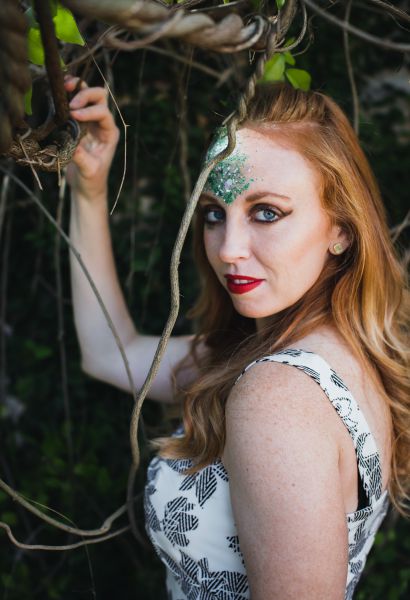 Intimate portrait photograph in natural light